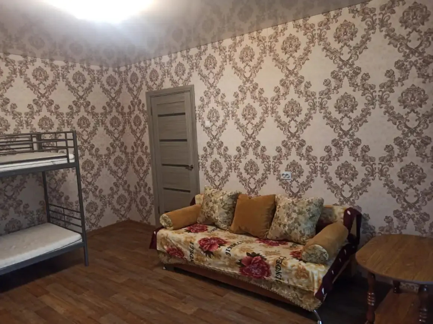 Трехкомнатная квартира в Тольятти