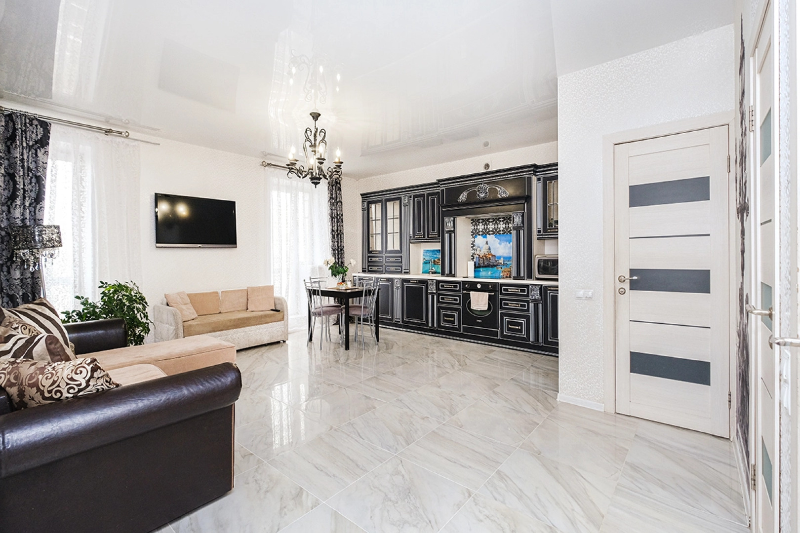 Kvartira na Marksa Apartments