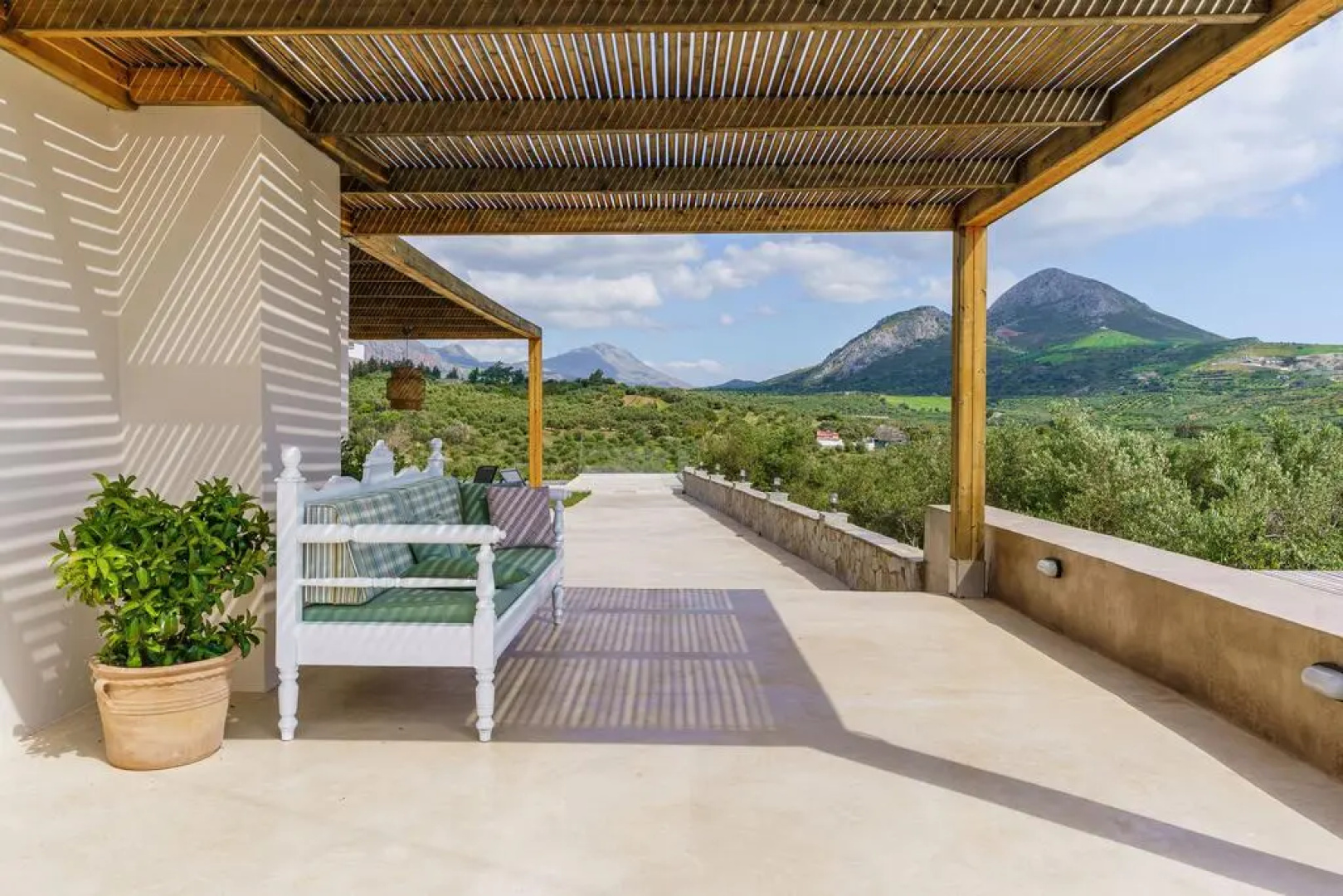 Вилла Allcretevillas
