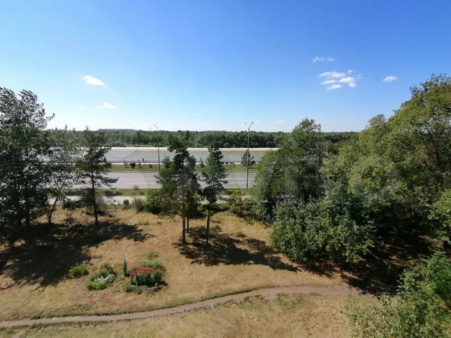 Апартаменты Набережная Иртыша