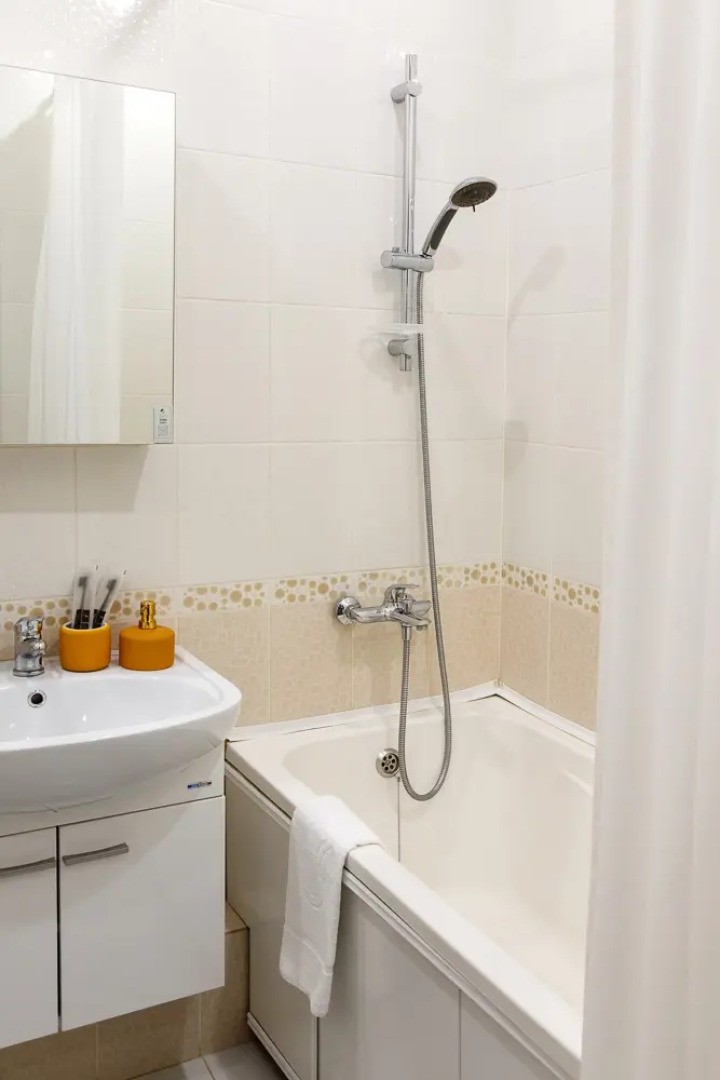 Апартаменты Центр Города в 5 минутах езды, с размещением 7 гостей!