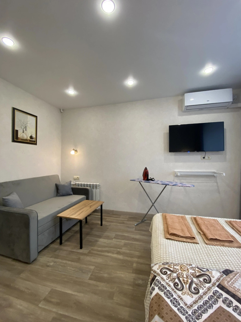 Квартира Шоколадная на Вихарева