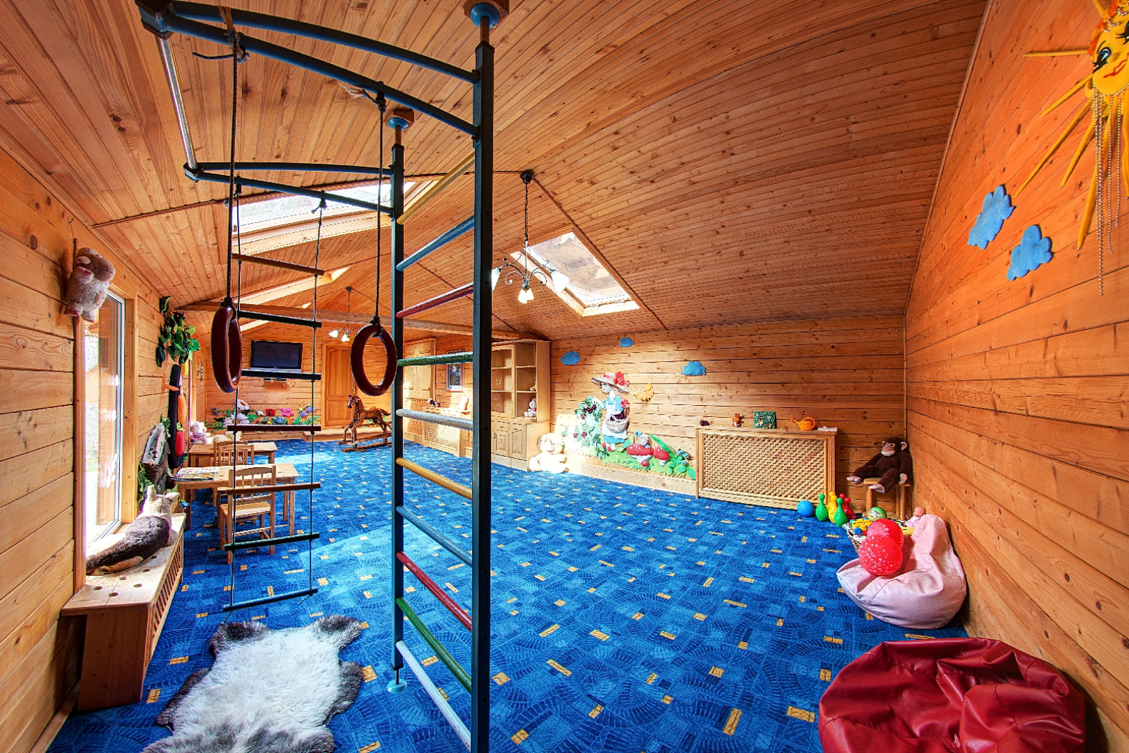 Отель Лаванда Кантри Клаб