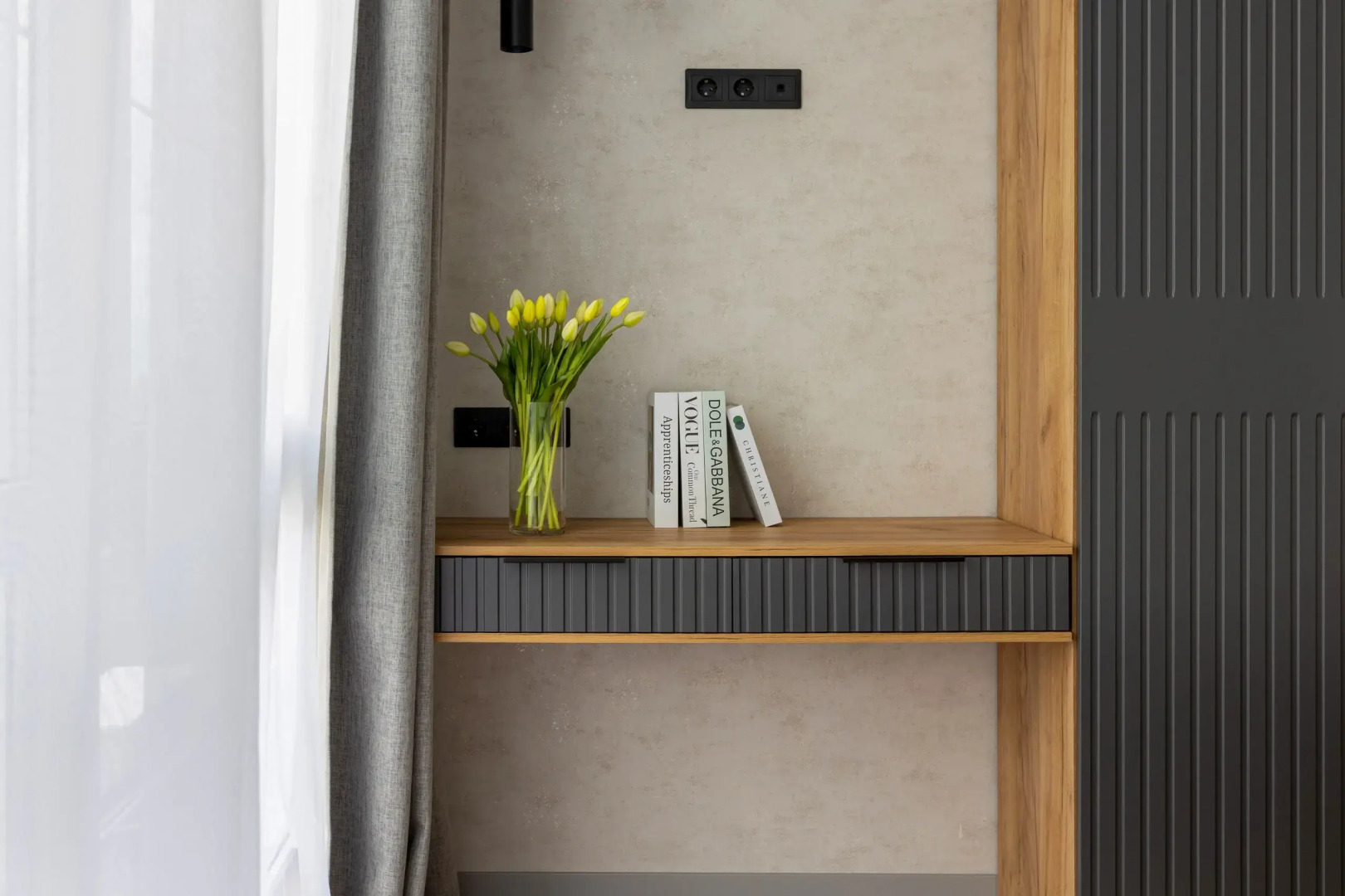 Апартаменты Red Apartments Арт Лайт Адриан