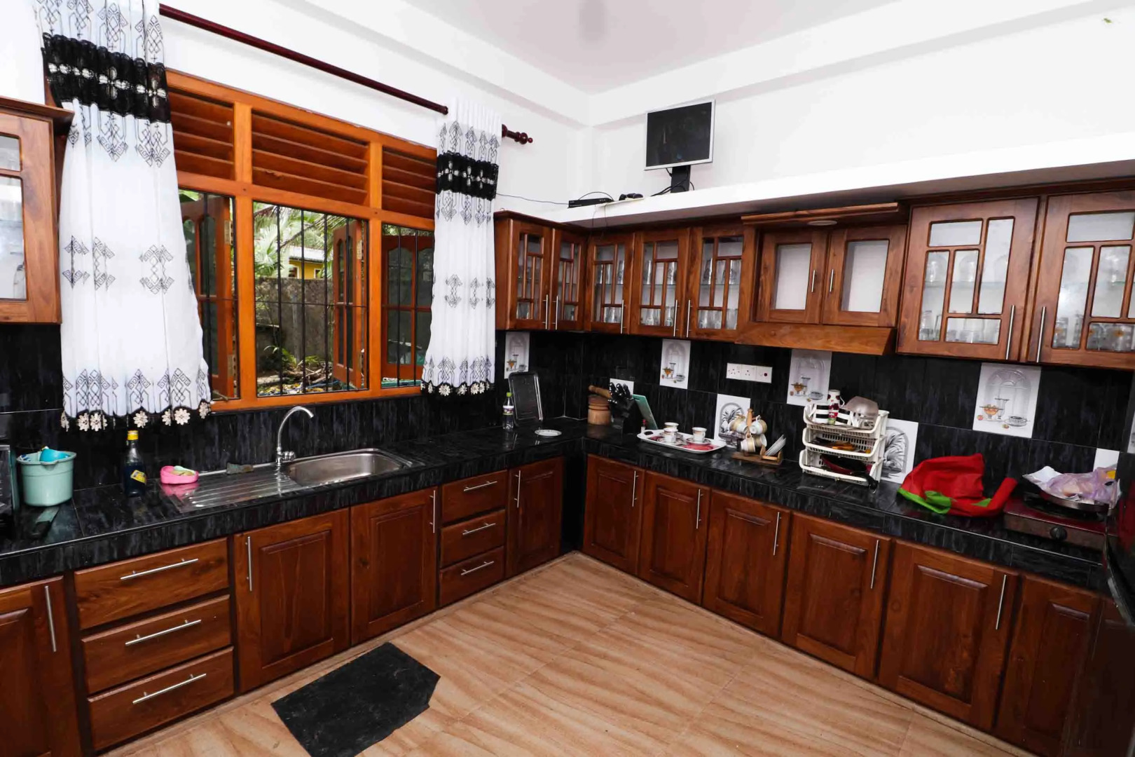 Вилла Yoho Bat House