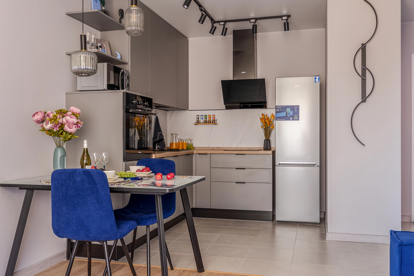 Апартаменты Евро-2 у м. Лесная