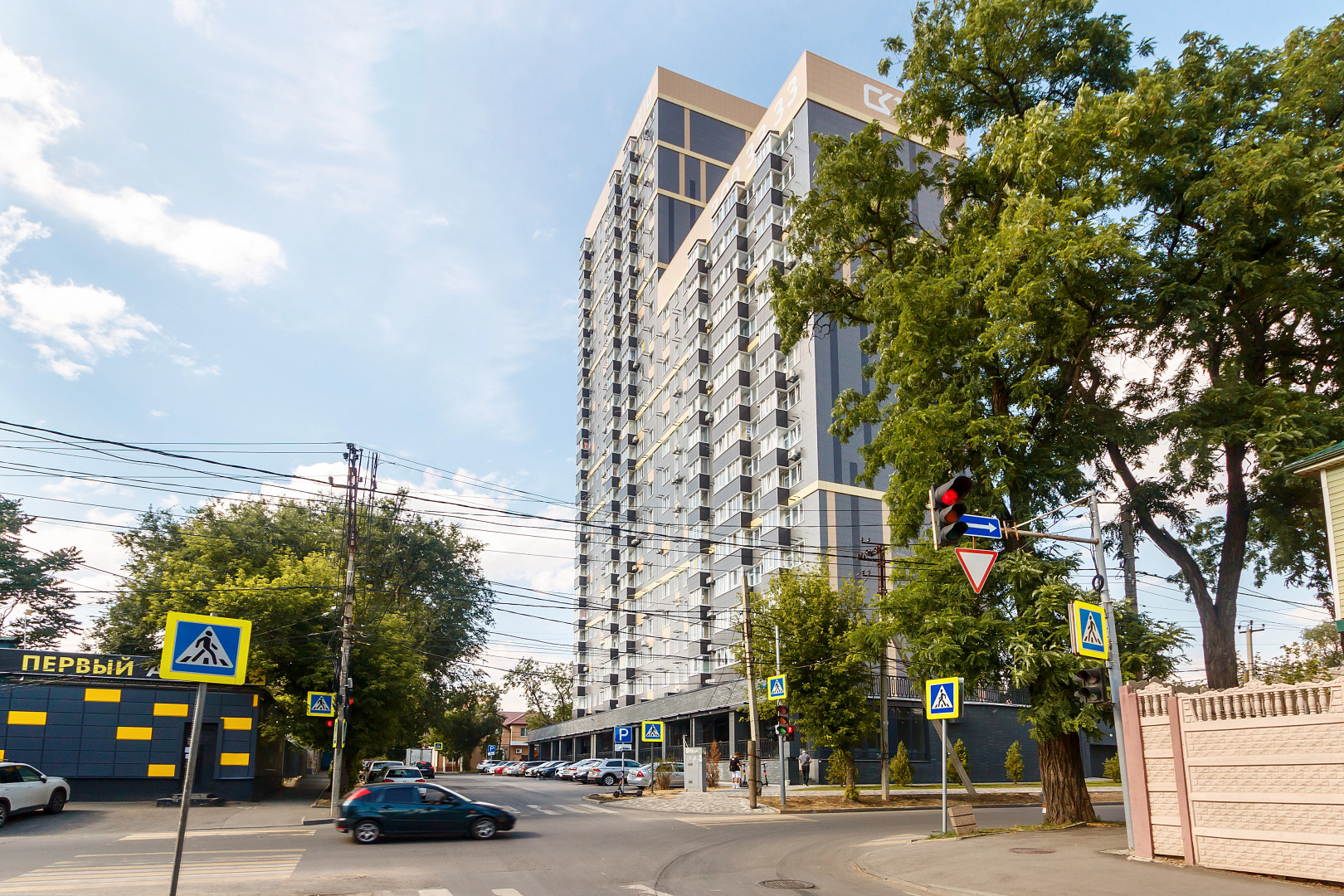 Апартаменты на Доломановском 82