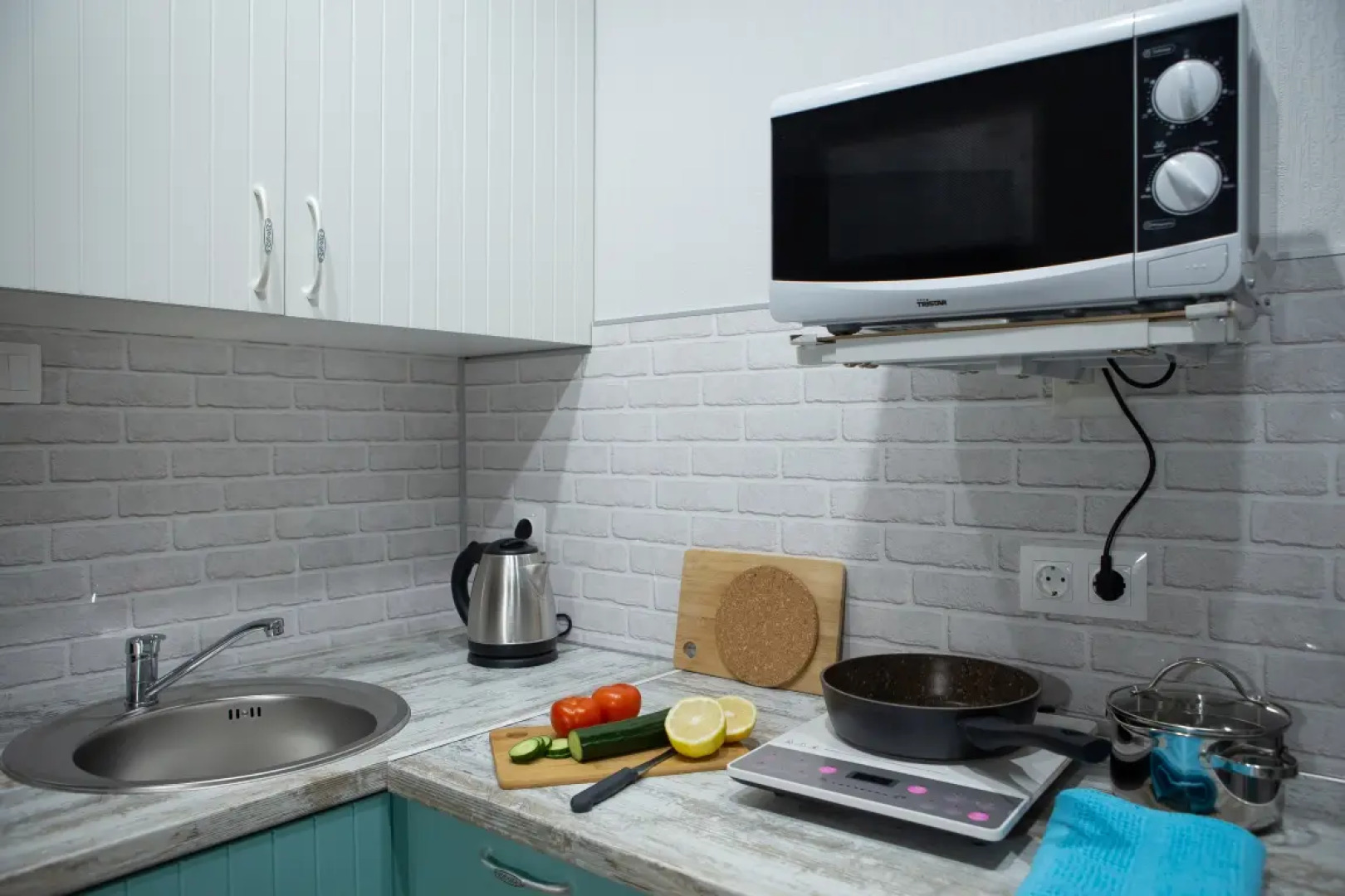 Квартира ElenaSweetHome на Домодедовской семейная Тиффани