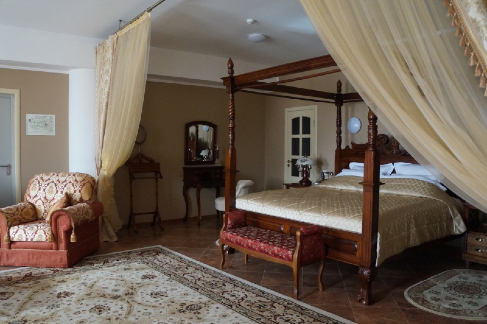 Отель Садовая 19