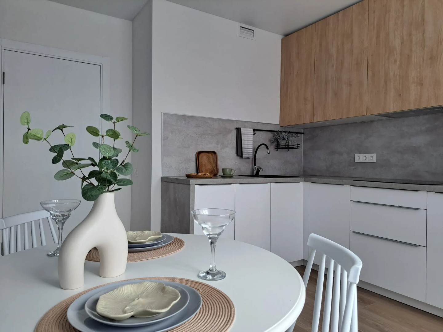 Квартира Wood'n'Stone в 5 минутах от ЖД вокзала