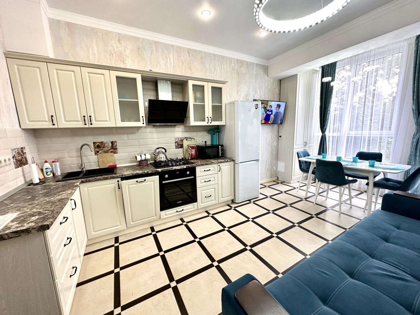 Апартаменты Шикарная Евродвушка в Новом Доме