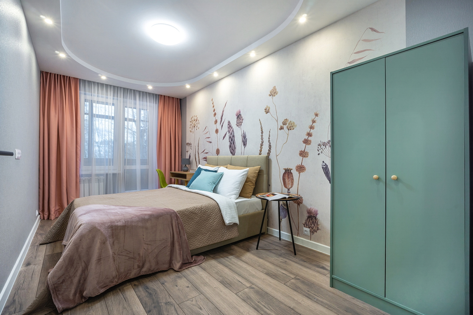 Квартира трехкомнатная Queenstay Остров мечты на Коломенской