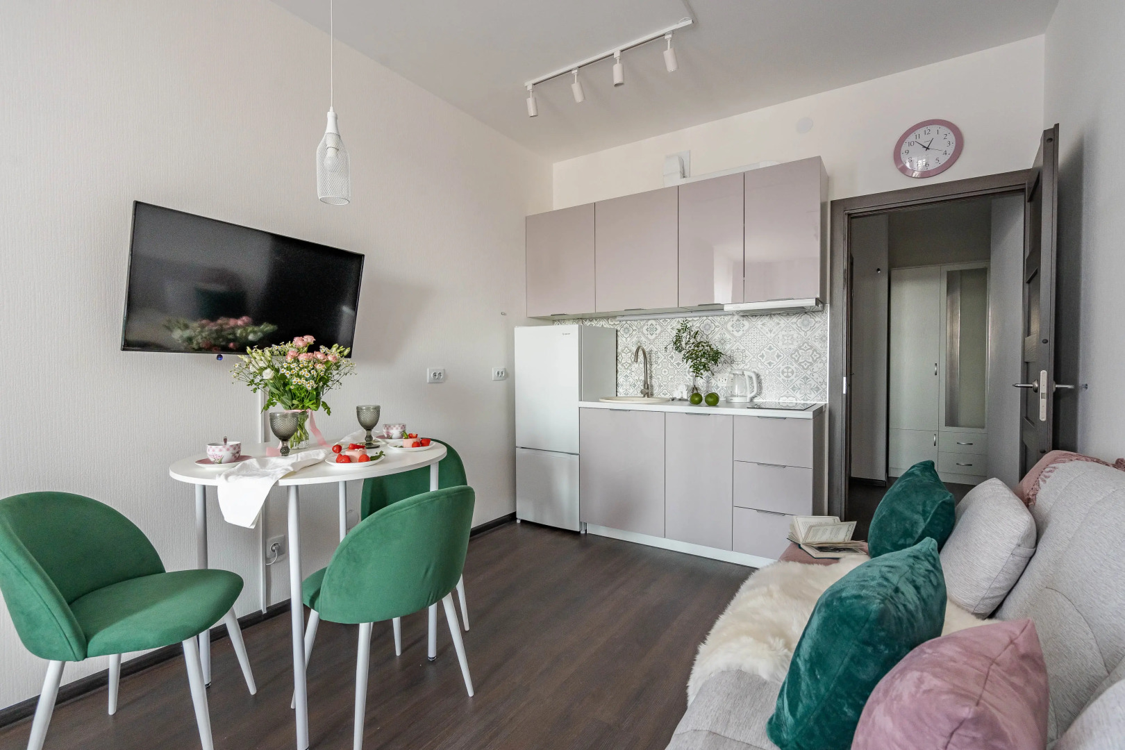 Апартаменты Emerald Voyage Тосина улица 6