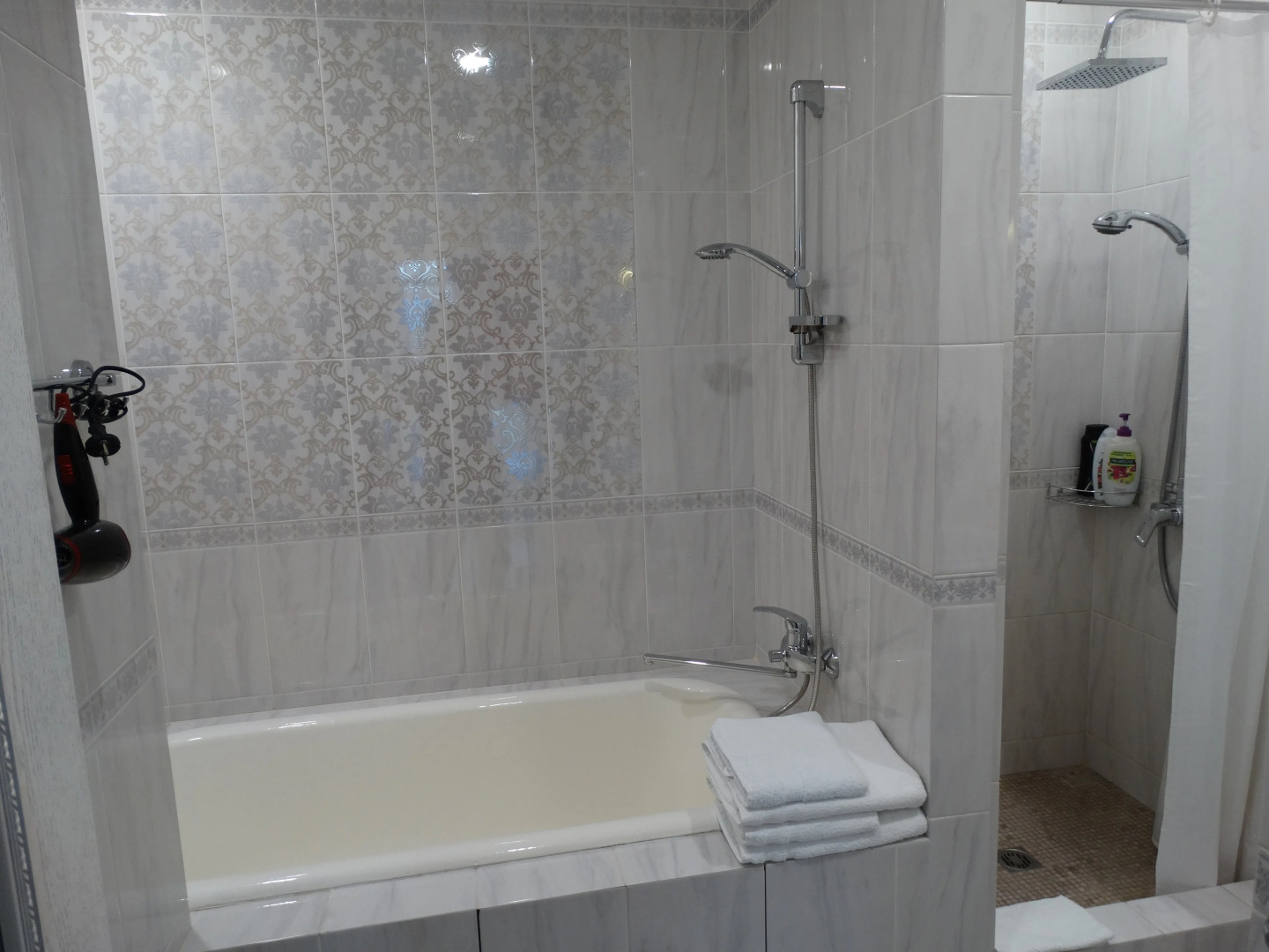 Апартаменты на Дворянской