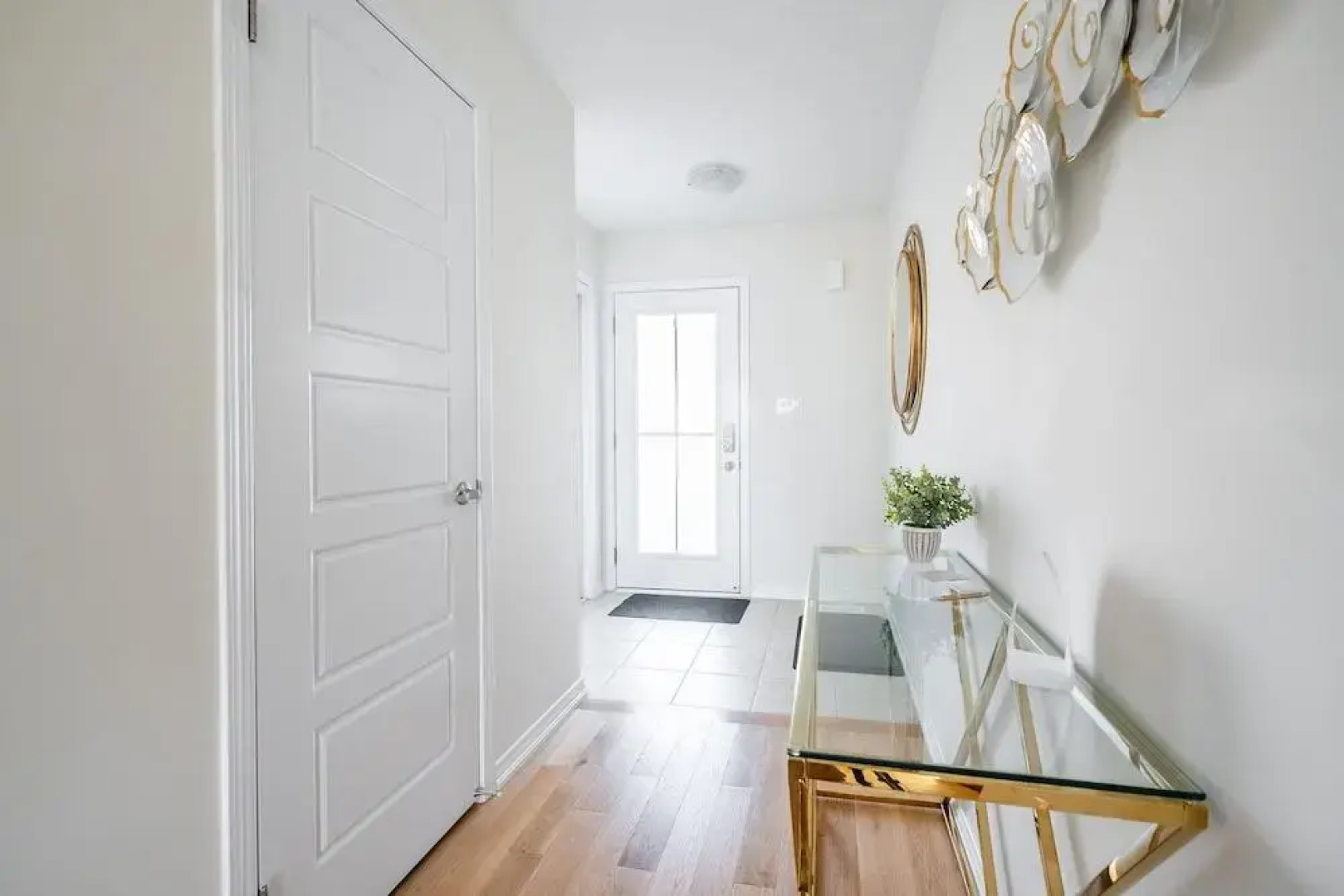 Апартаменты New 3BR Townhouse Minutes to Niagara Falls and Brock University by Globalstay