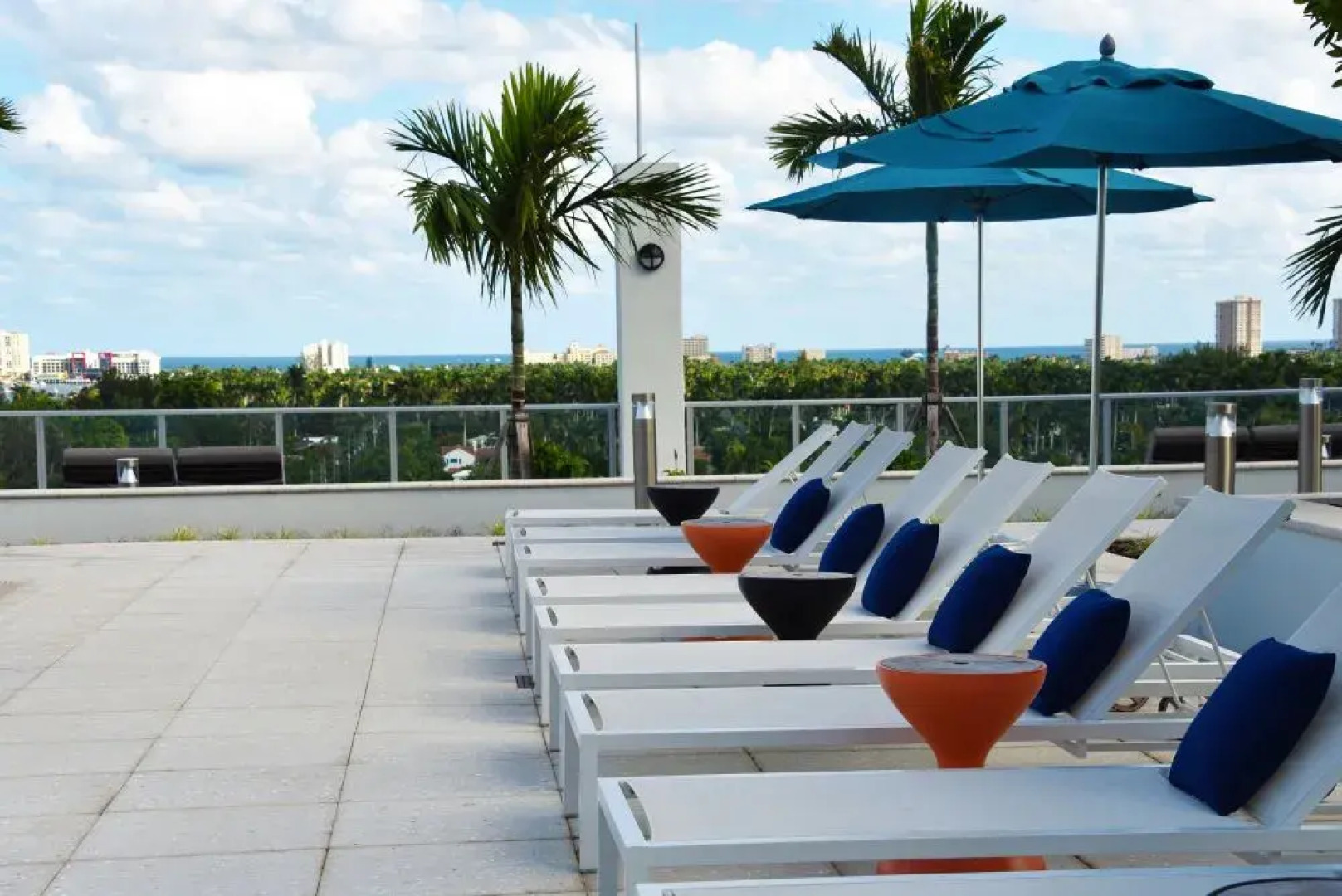 Апарт-Отель Hollywood Beach Luxury Residences