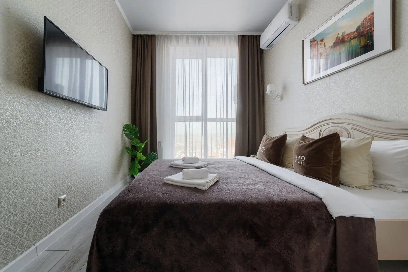 Роскошные Апартаменты ЖК Романов