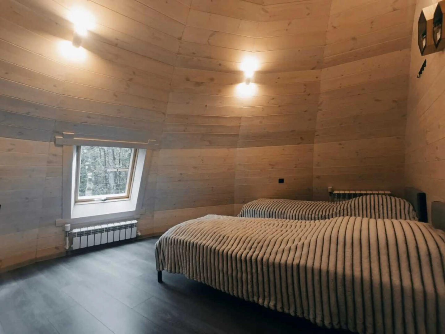 Частный дом сфера у Пидана