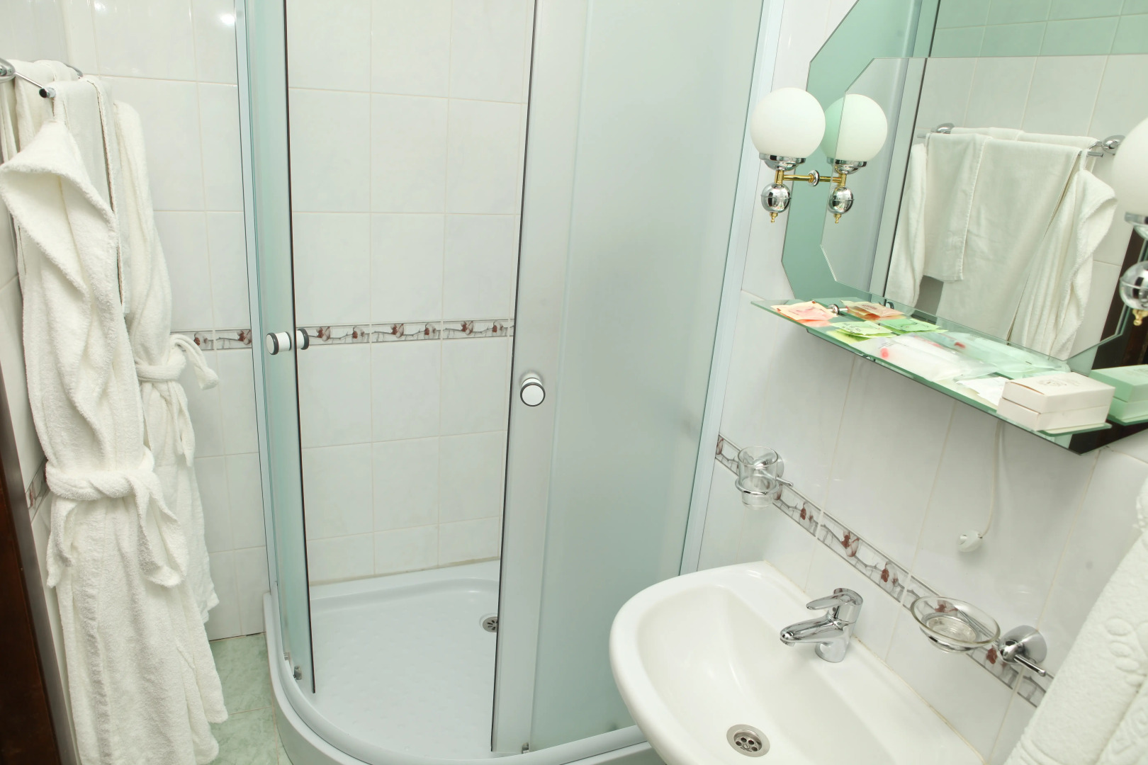 Отель Планета Люкс