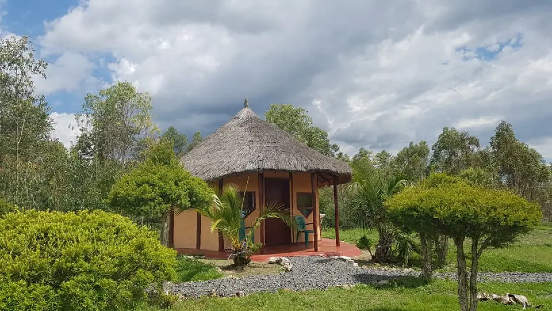 Отель The Great Circle Lodge