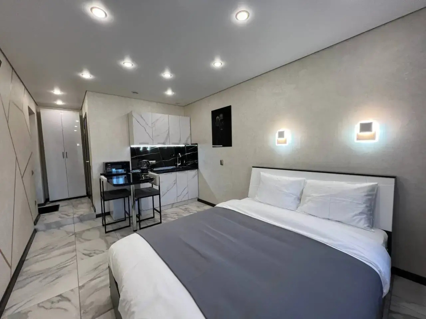 Квартира студия около диагностического центра