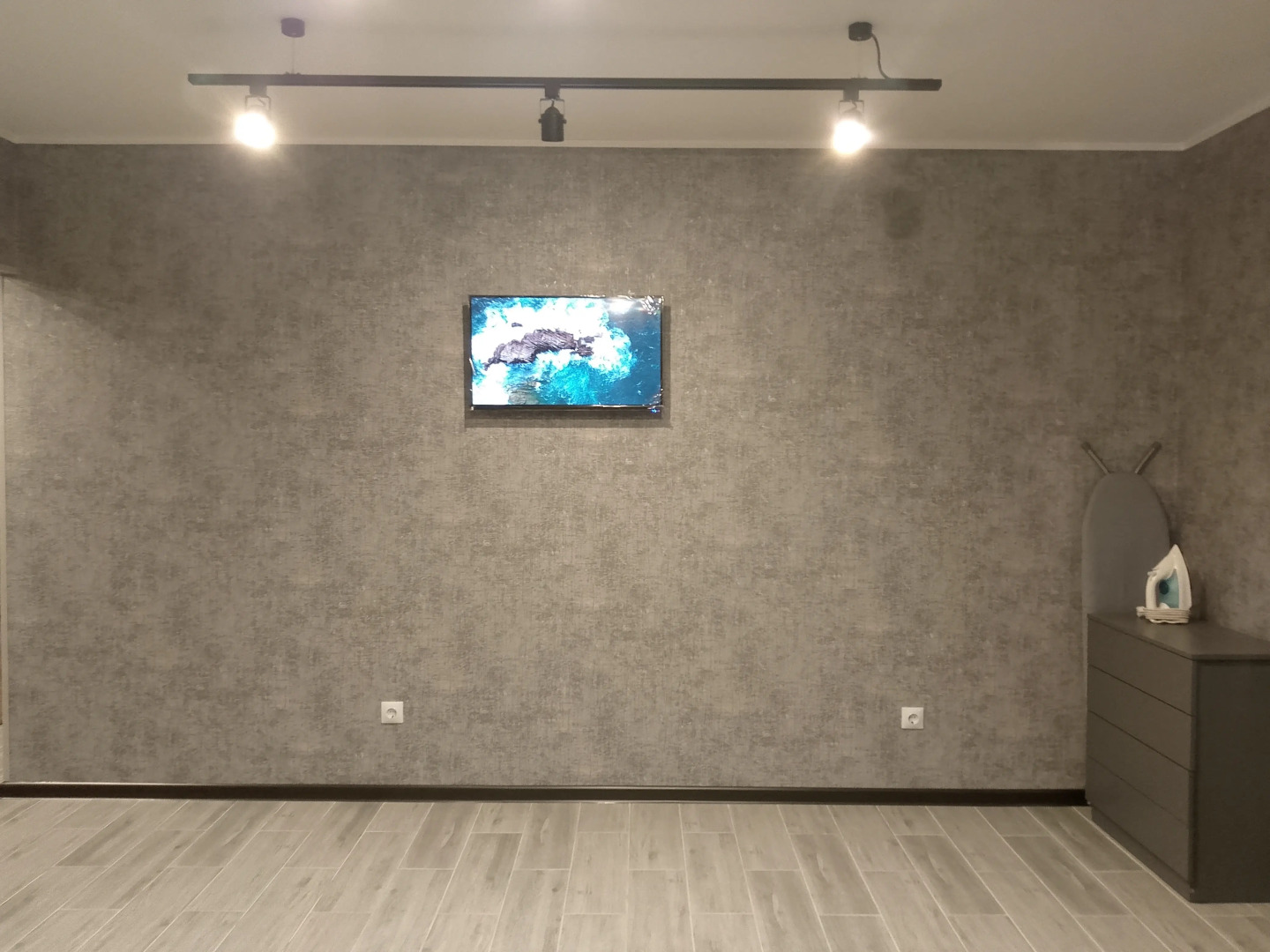 Квартира с евроремонтом в новом доме с закрытой территорией