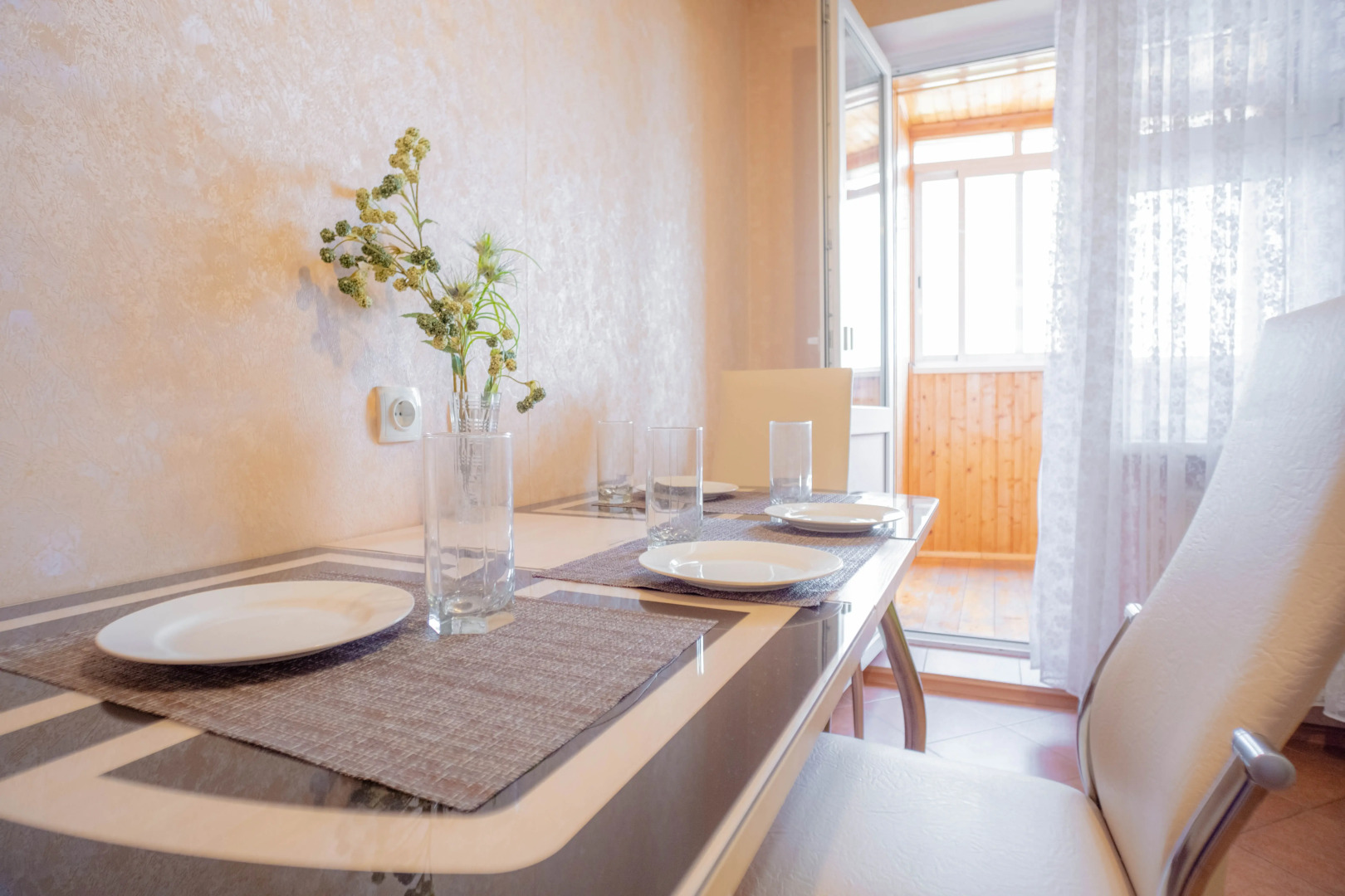 Апартаменты просторная однушка на главном проспекте города