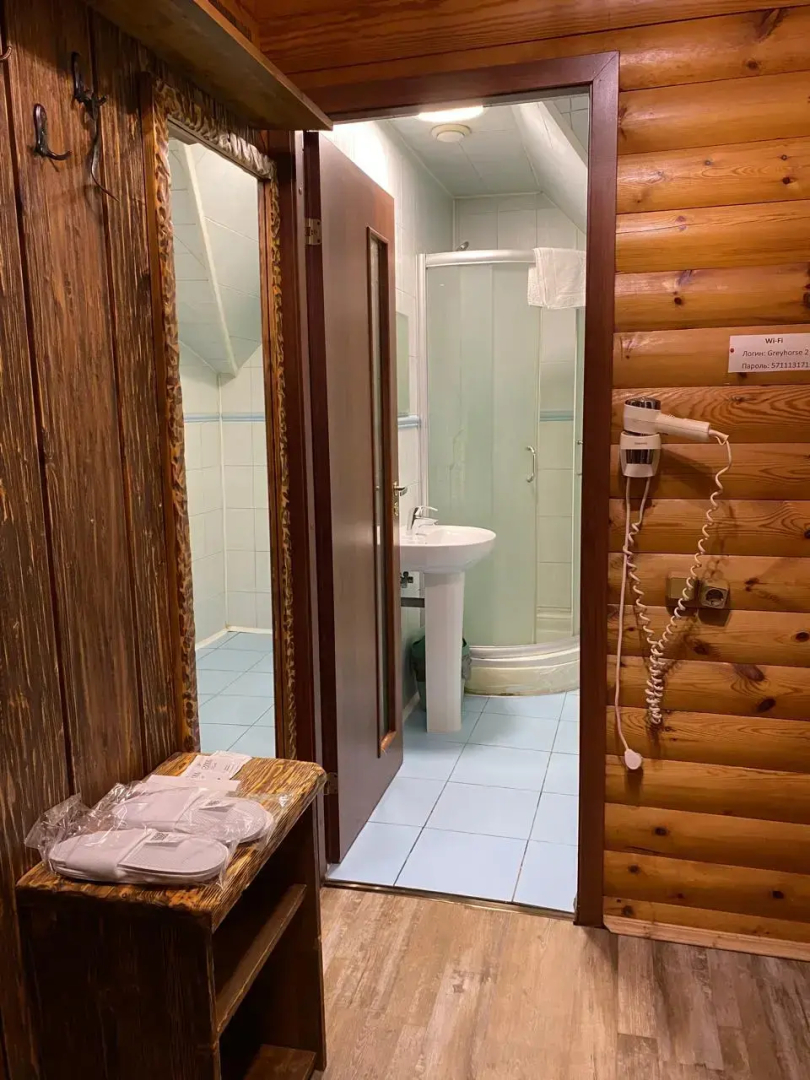 Отель Серая лошадь