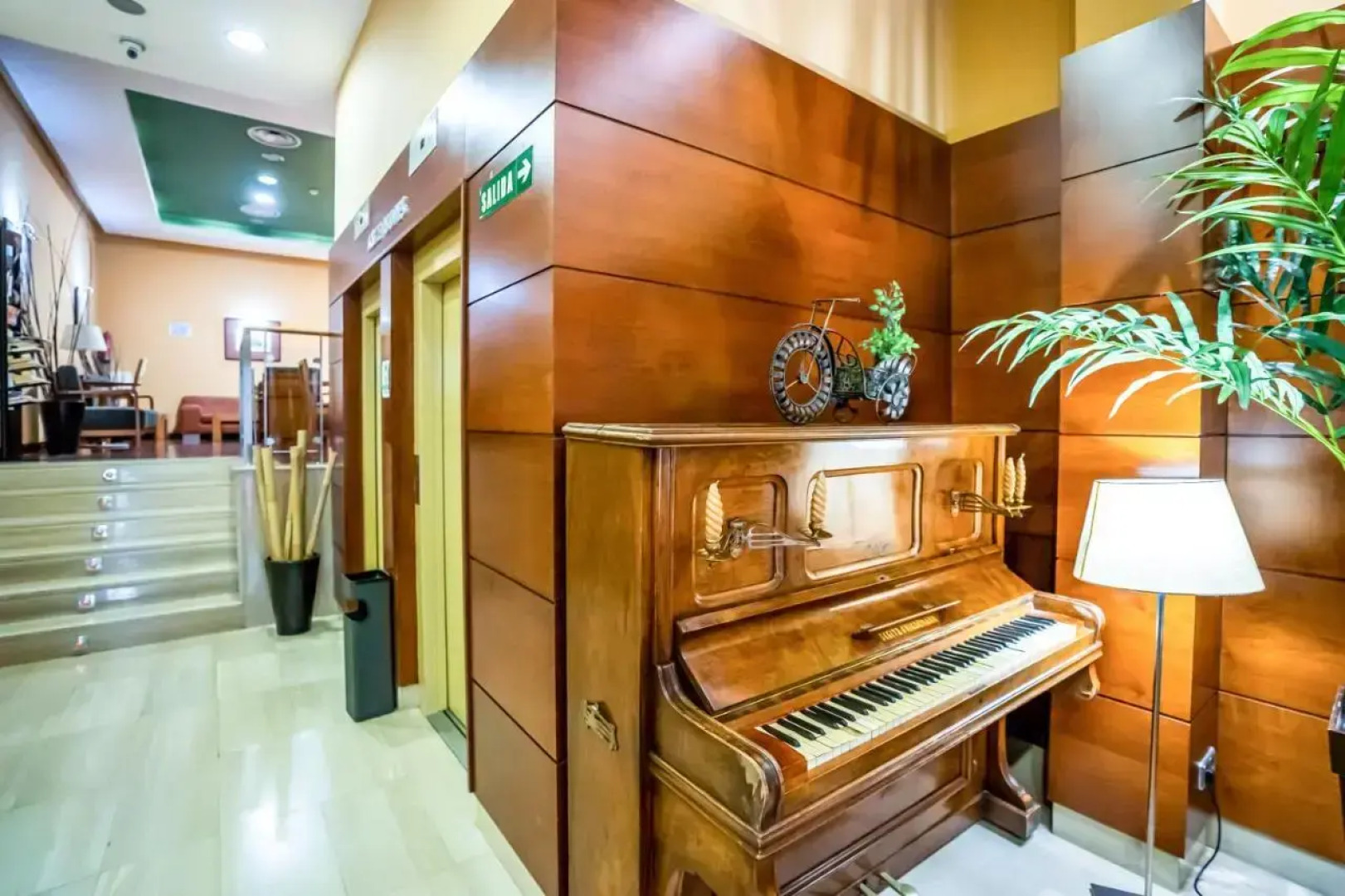 Отель Victoria 4