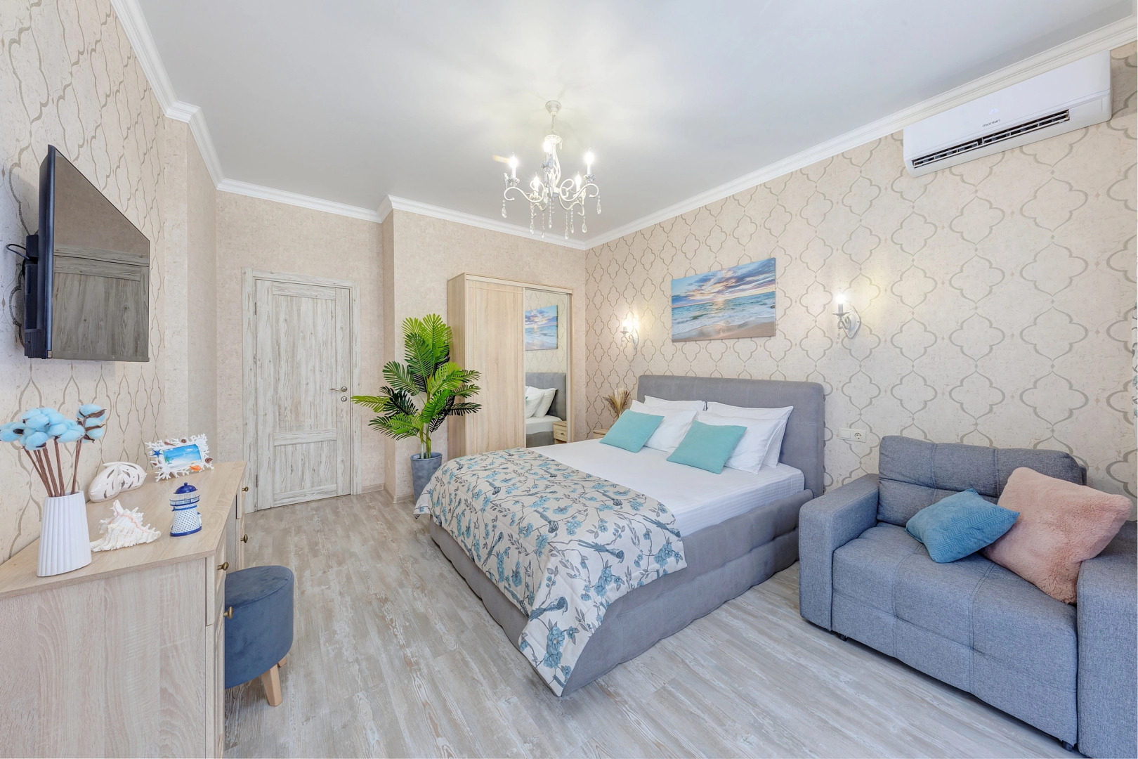 Апартаменты с балконом и видом на горы Sea Breeze & SPA