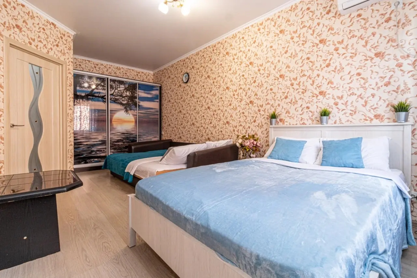 Апартаменты с Новым Ремонтом возле Стадиона Краснодар