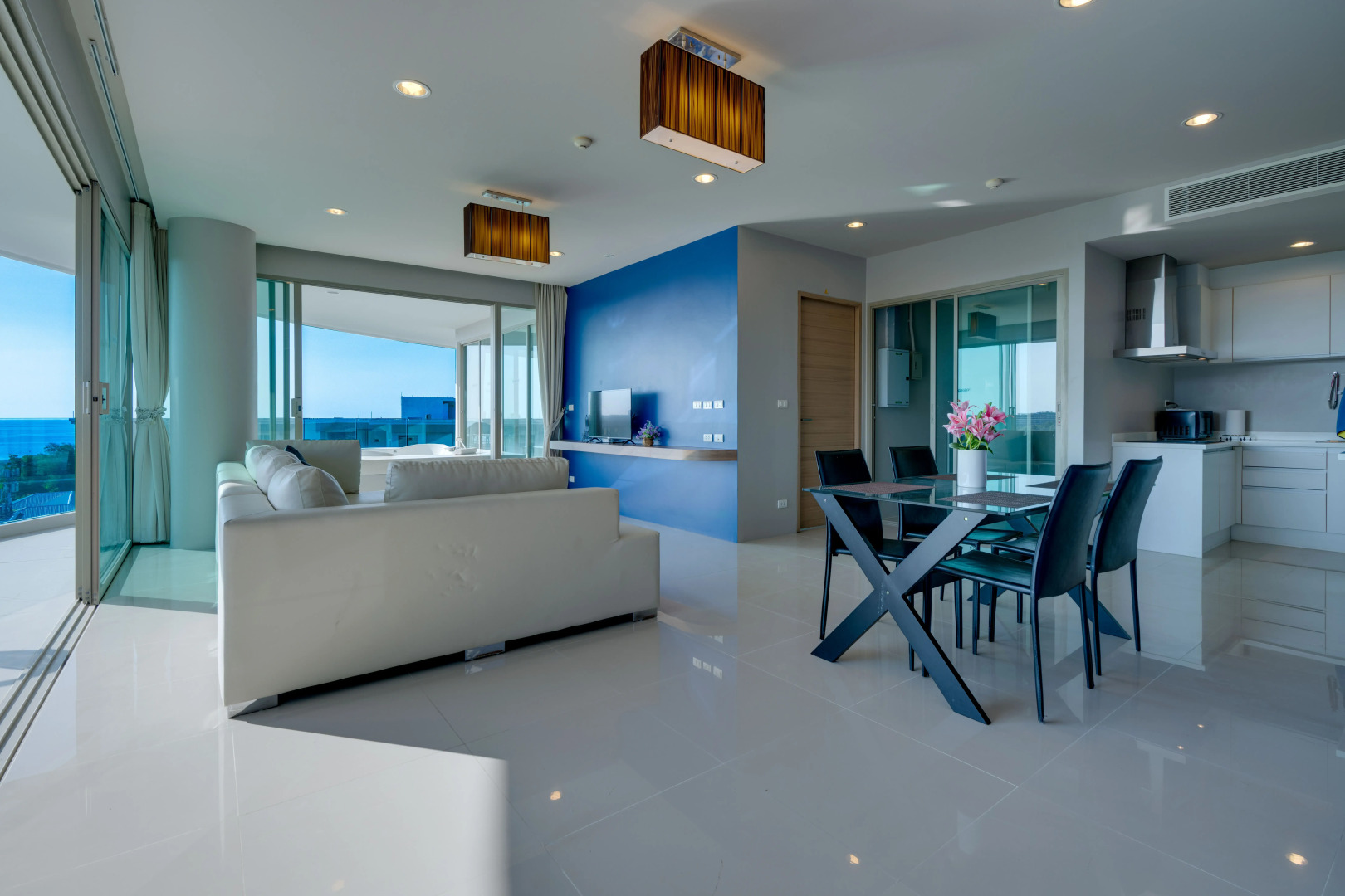 Апартаменты Veloche Group by Continent