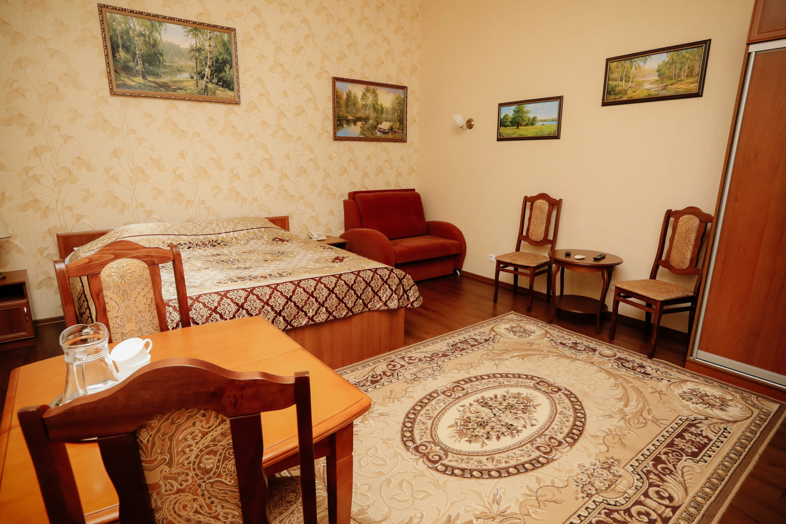 Мини-Отель Гостилицы