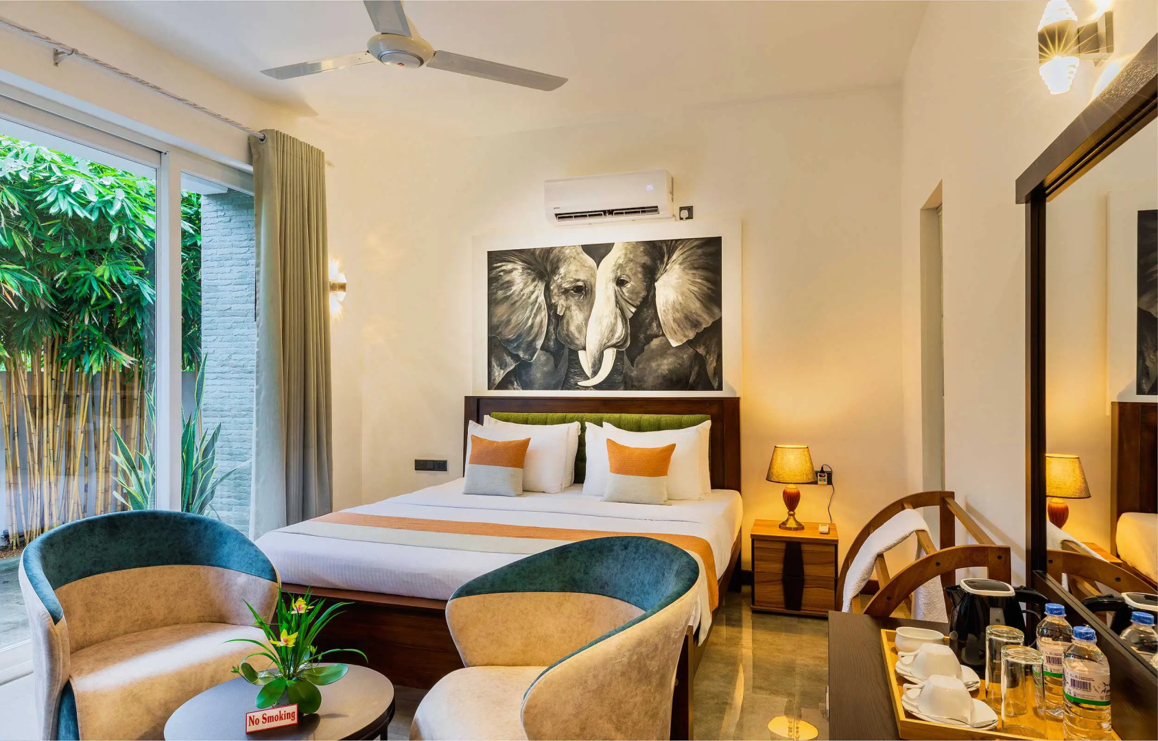 Отель The Palace by Ocean