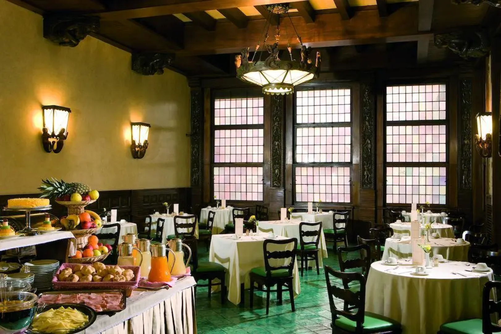 Отель Bettoja Atlantico