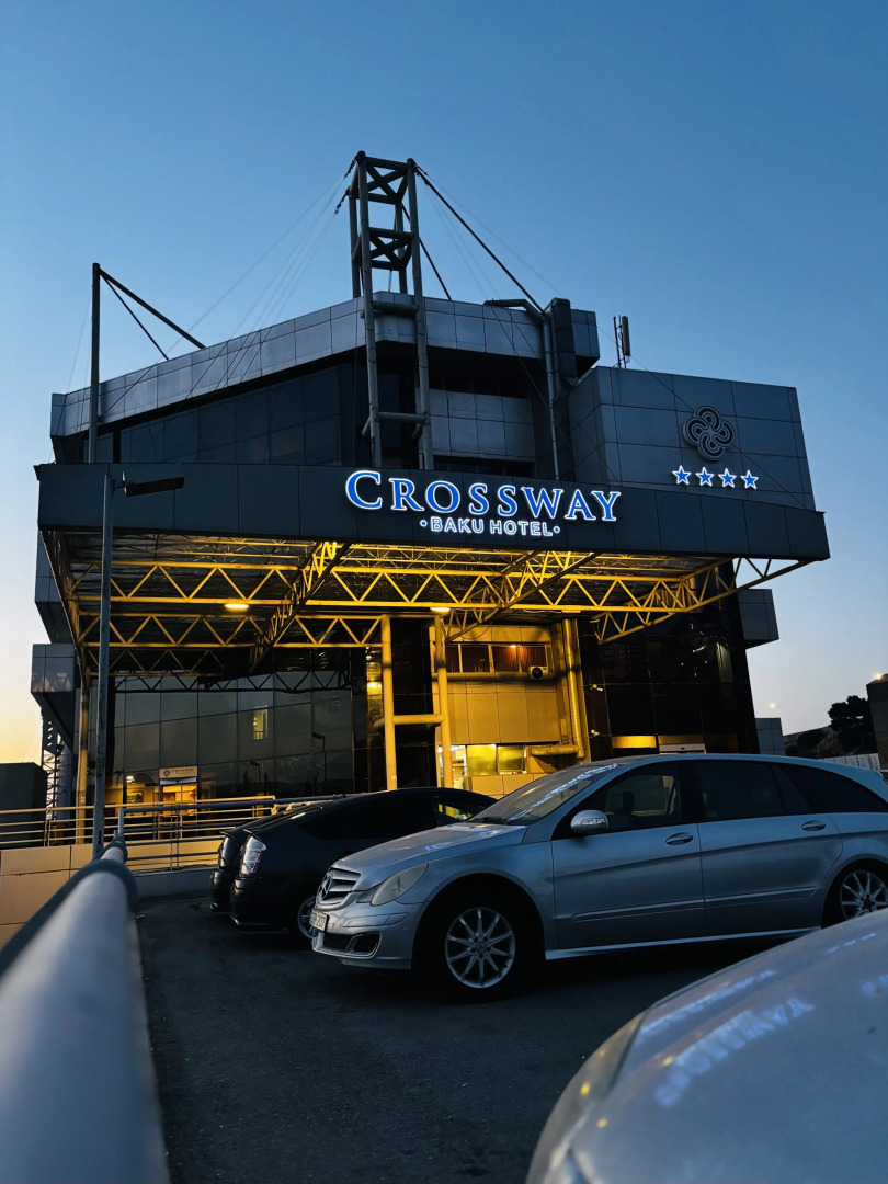 Отель Crossway Baku