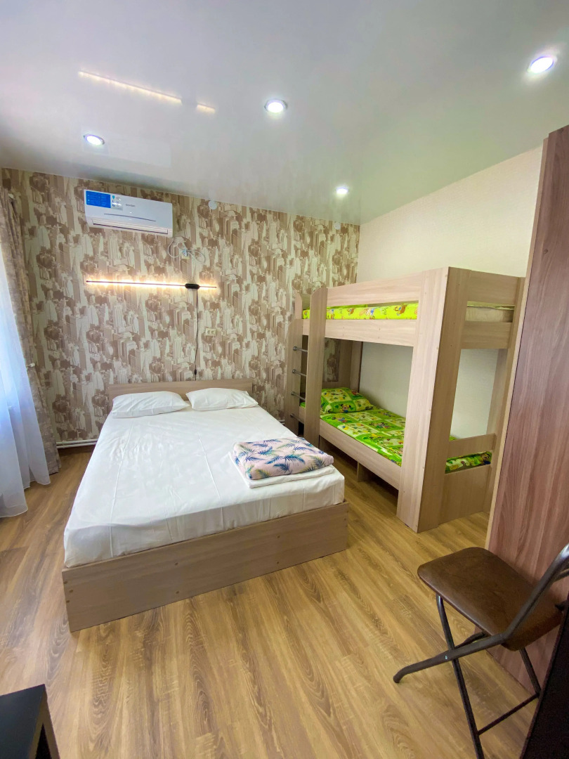 Апартаменты с отдельным входом и парковкой