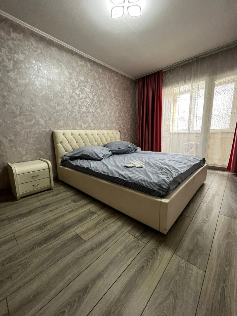 Апартаменты Уютная двухкомнатная квартира в центре