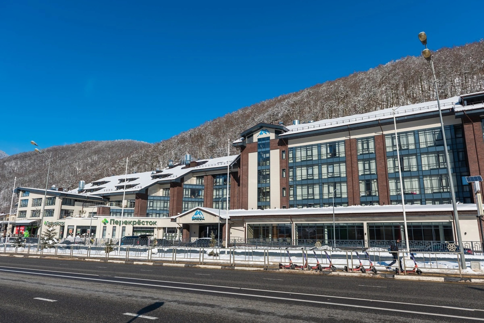 Апартаменты Поляна в Апарт-отеле Снега