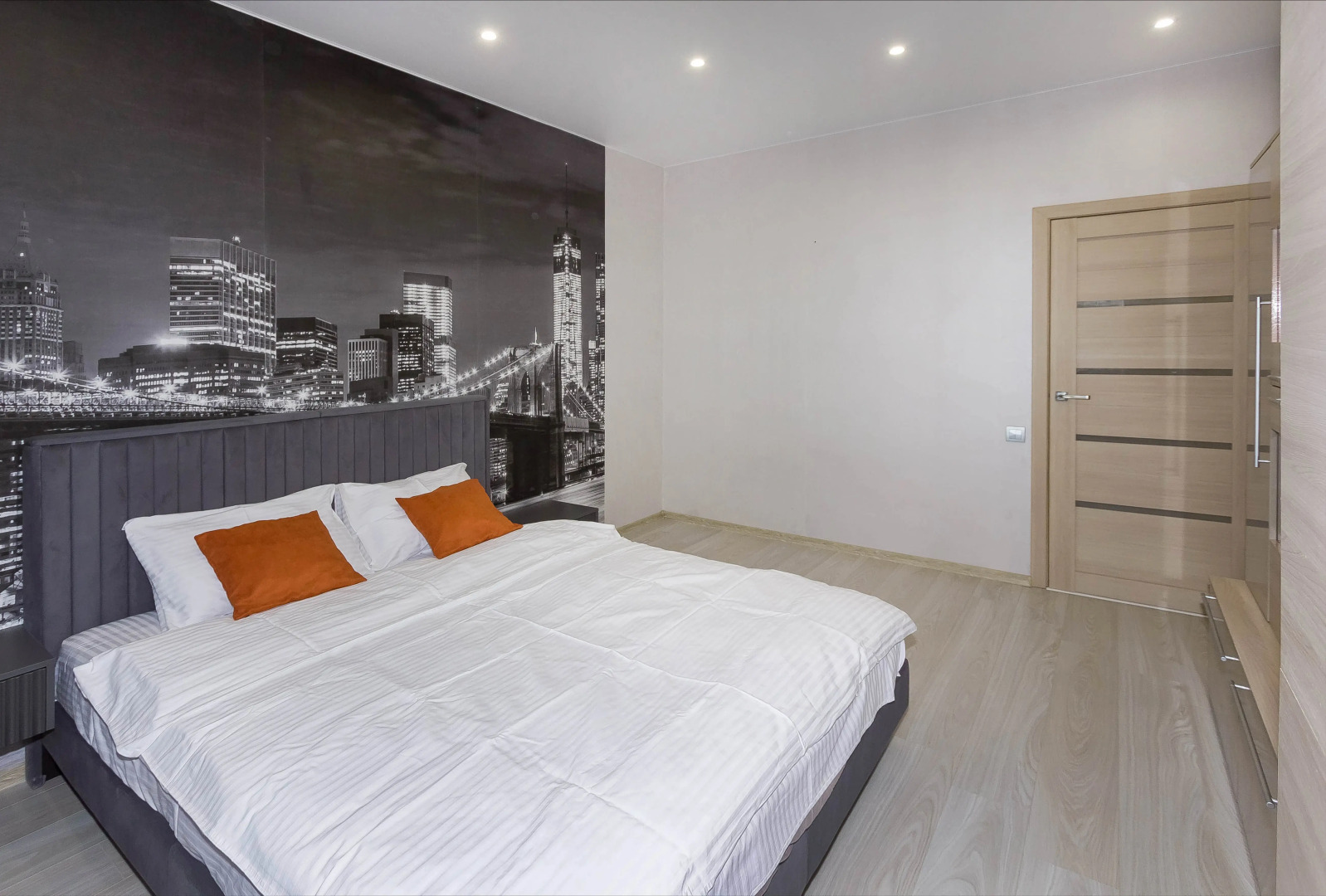 Квартира на Ставровской 1