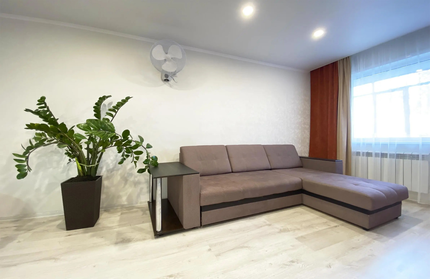 Апартаменты Добрые Сутки на Мухачева 133/2-49