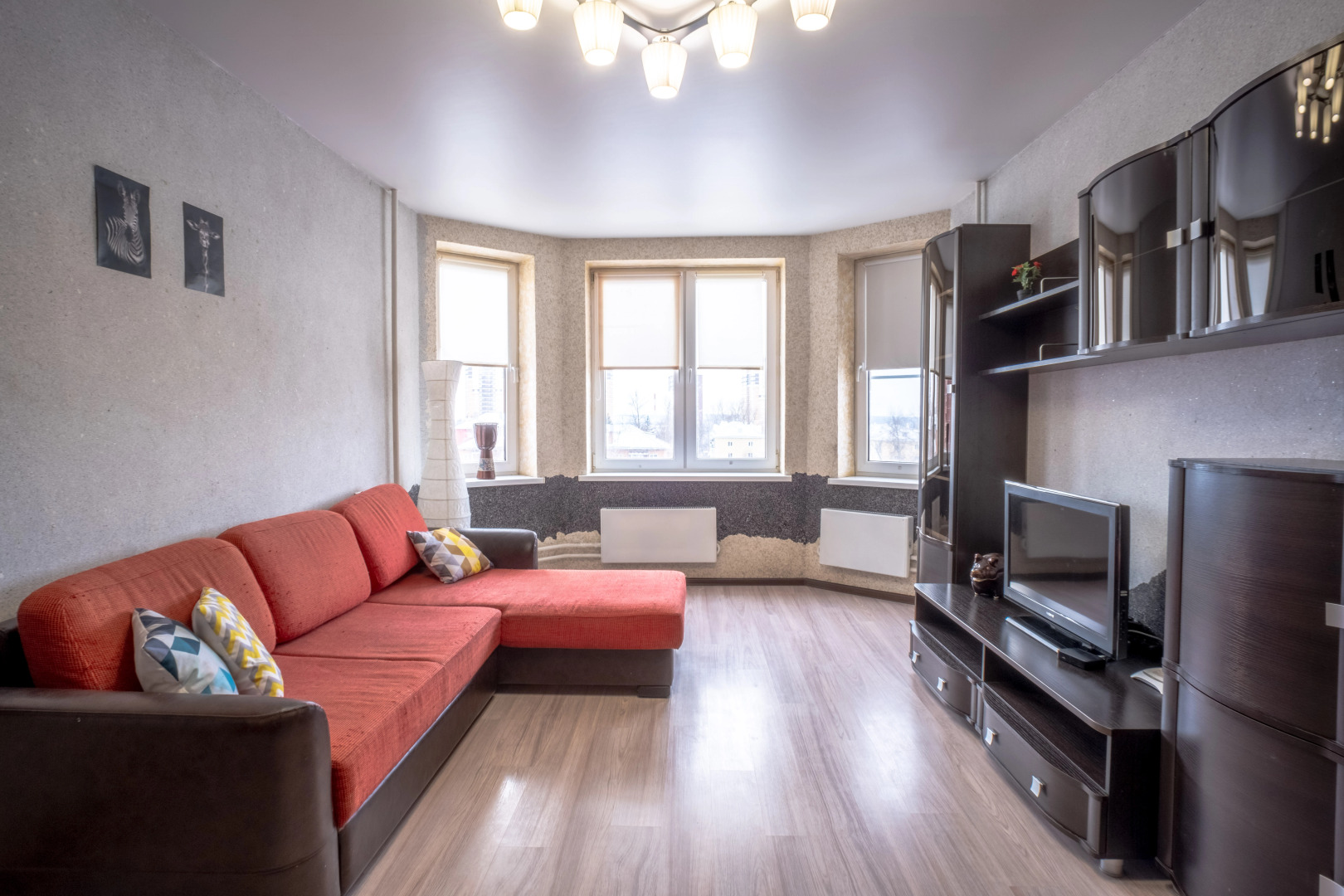 Квартира большая двухкомнатная в отличном районе