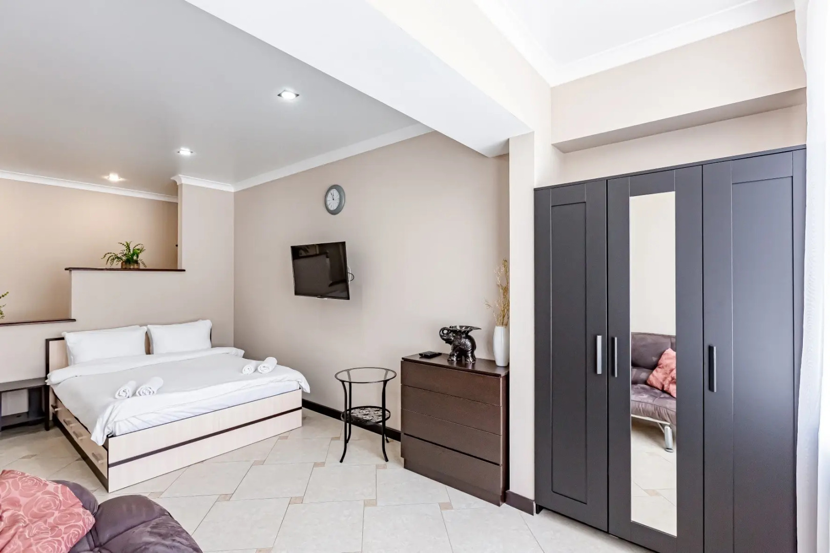 Апартаменты Маргаритка Ирины Савельевой У входа в парк Рядом с долиной роз