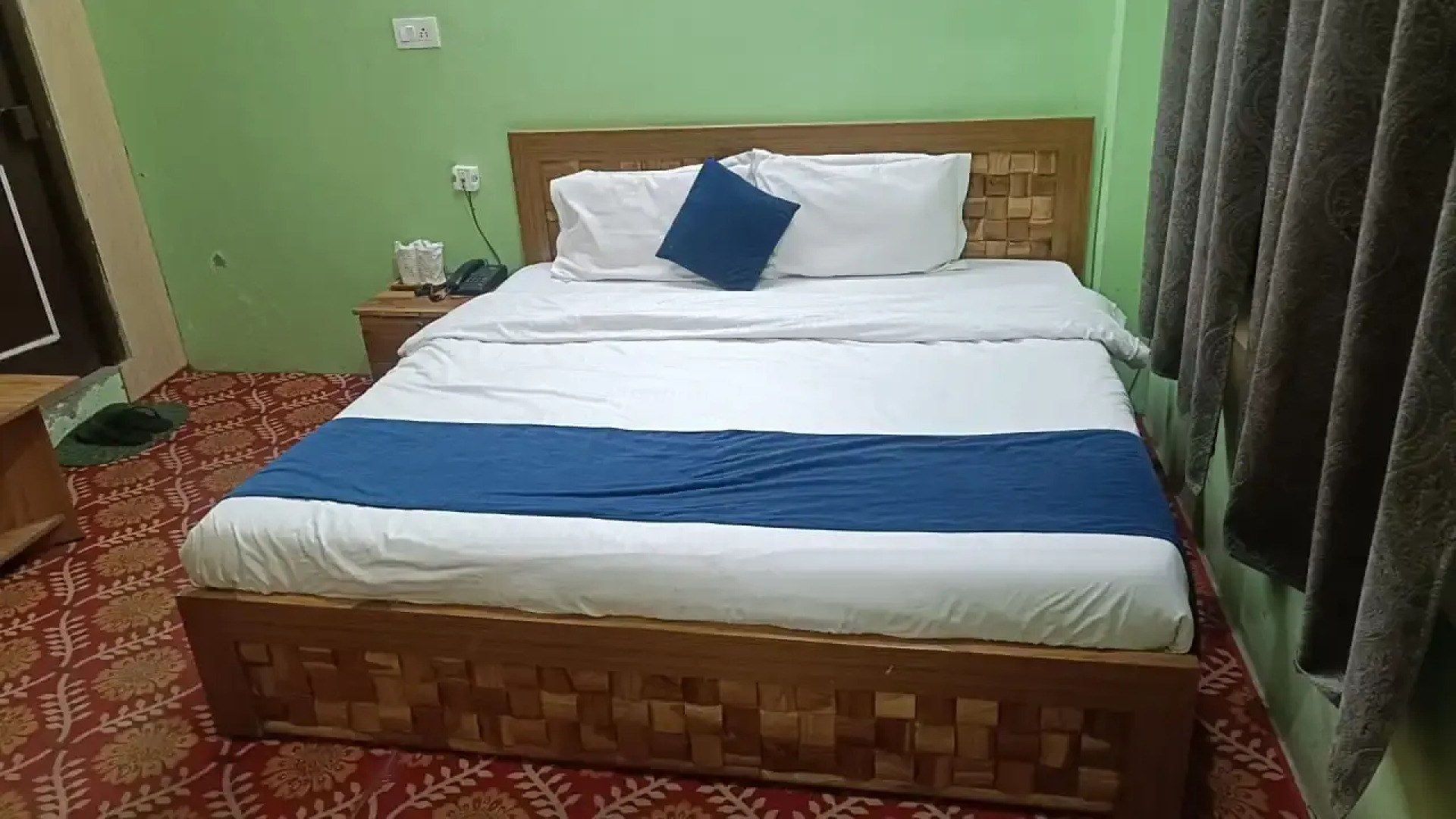 Отель River View