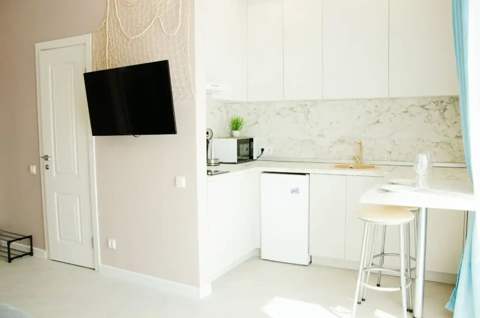 Квартира Студия у Моря с Балконом