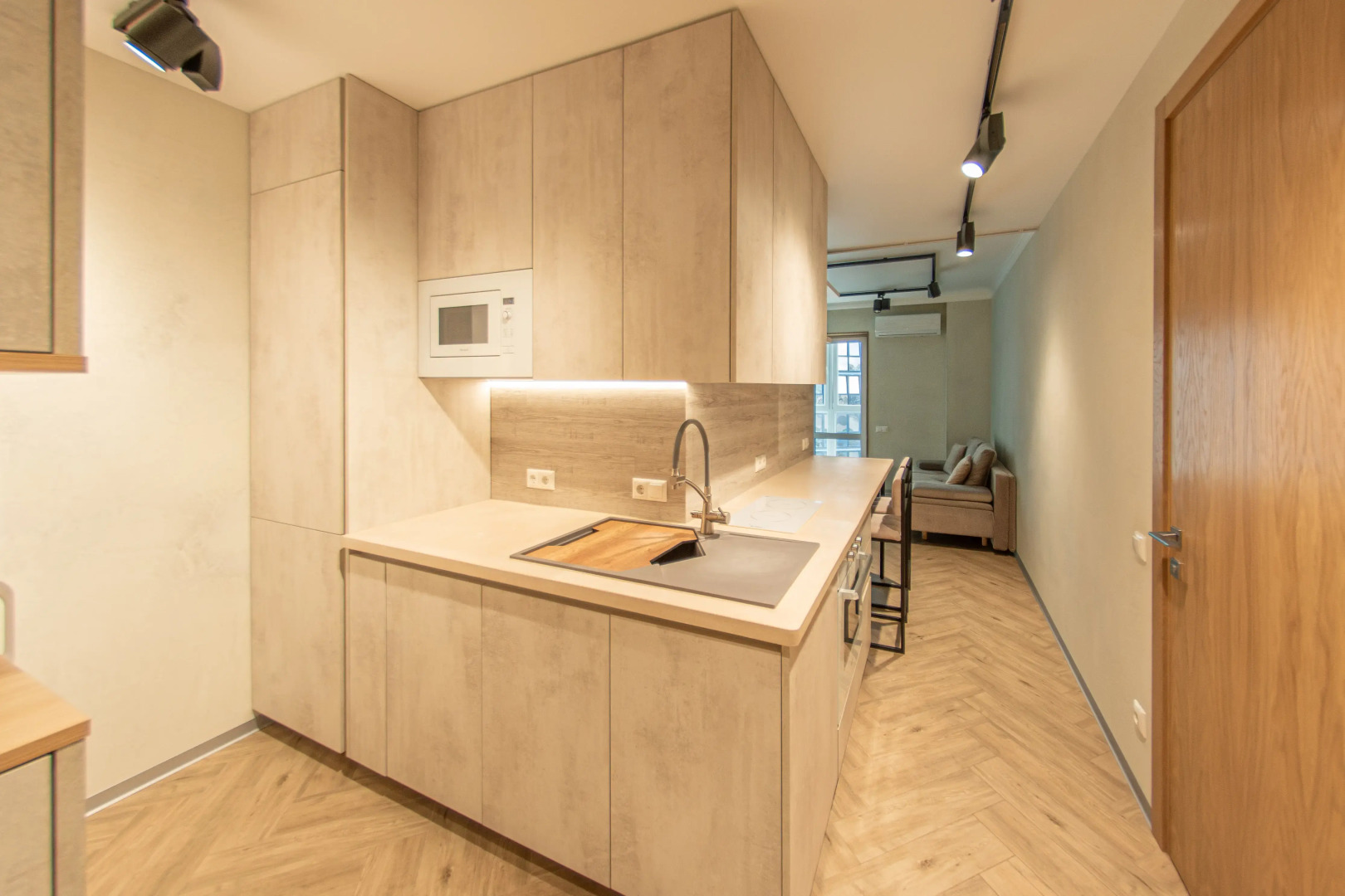 Квартира на Братской 16 Лофт