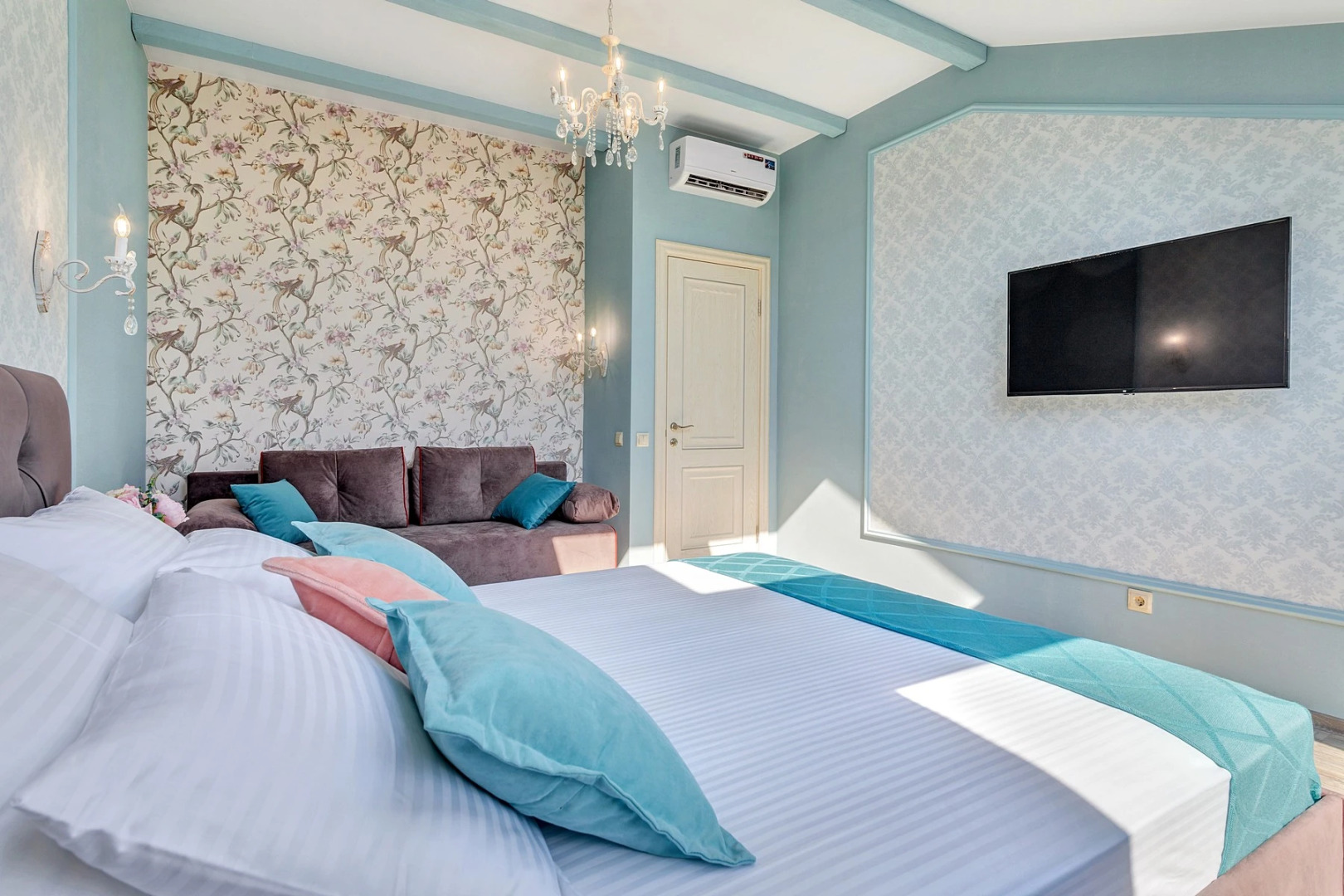 Апартаменты делюкс с видом на море Sea Breeze & SPA