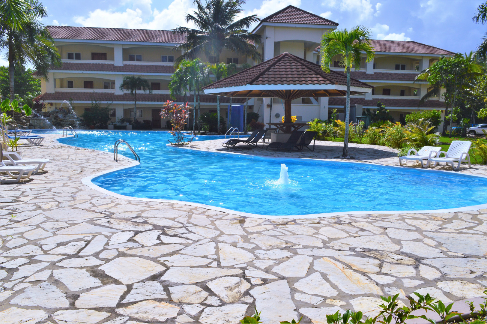 Апарт-Отель The Palm Beach Luxury Condo