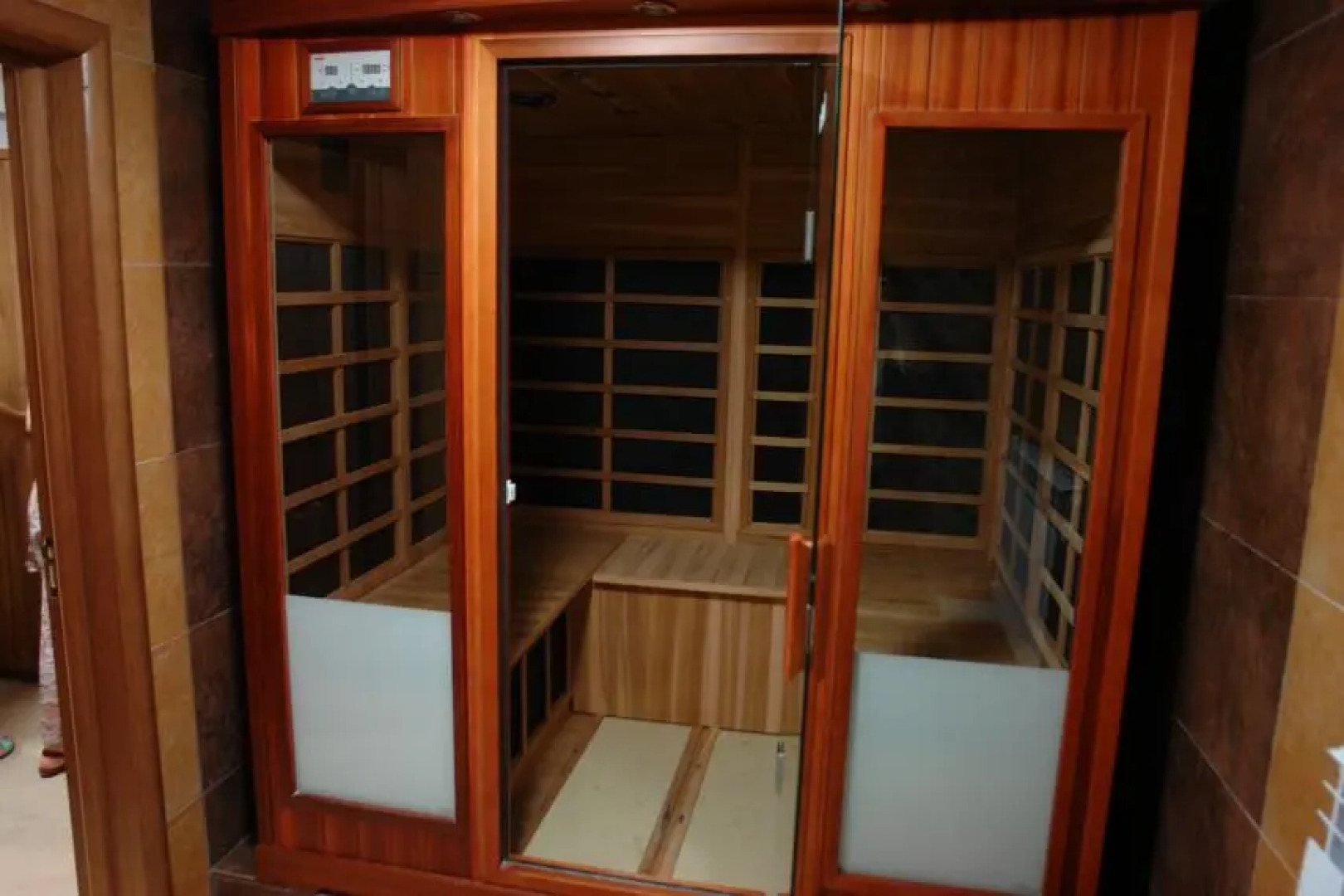 Отель Геркулес