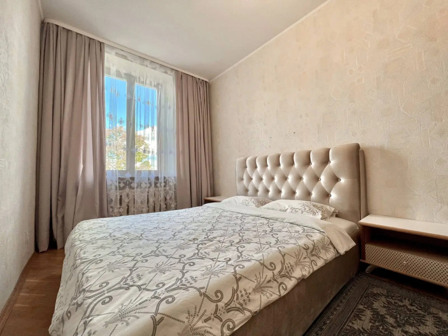 Апартаменты 3х комнатные пр.НЕЗАВИСИМОСТИ 12, Центр!